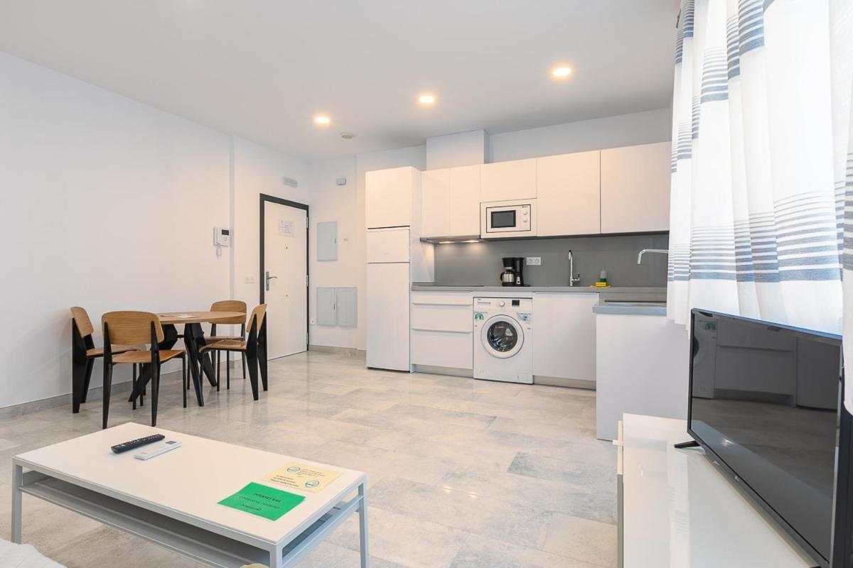 Apartamentos Guerrero 3 Torre Del Mar Εξωτερικό φωτογραφία