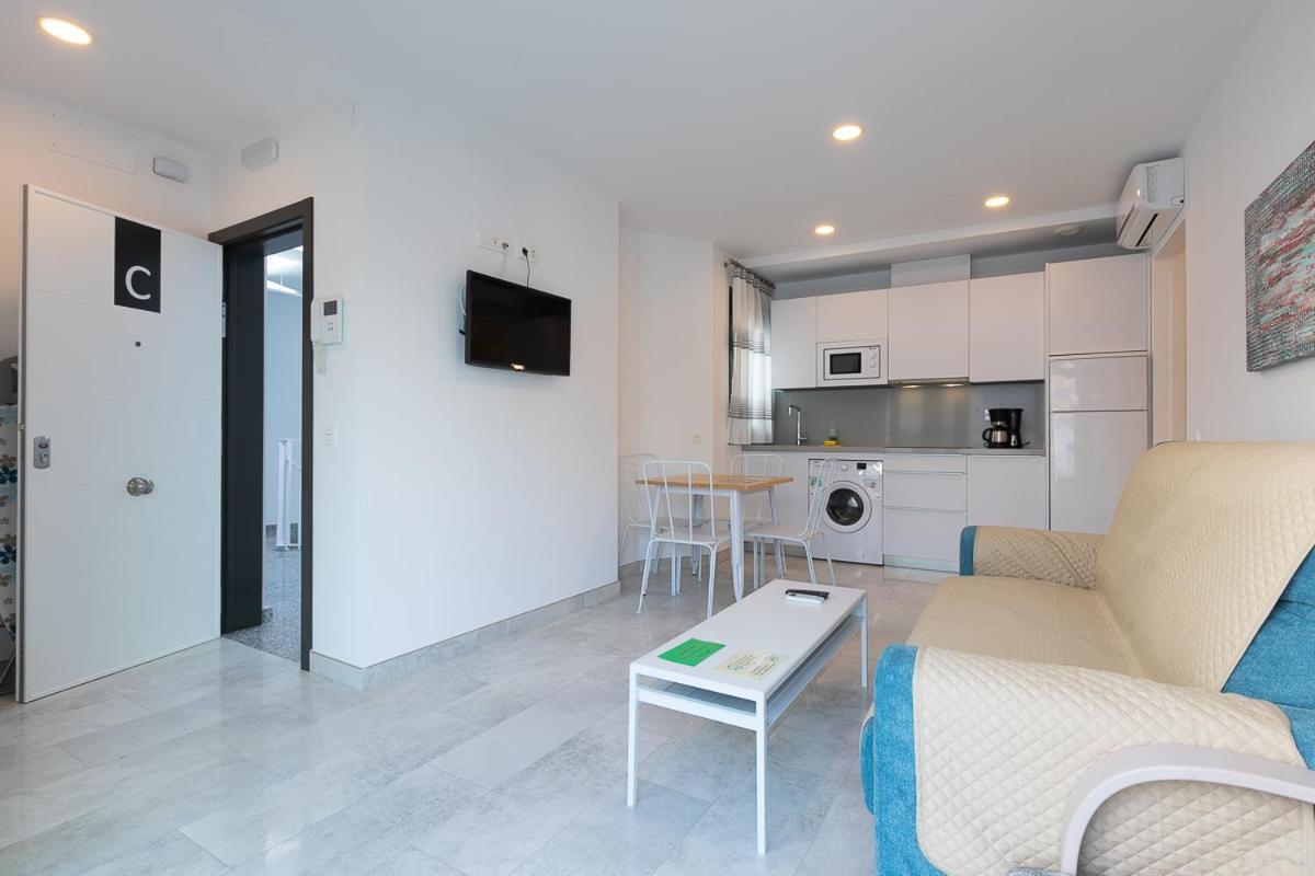 Apartamentos Guerrero 3 Torre Del Mar Εξωτερικό φωτογραφία